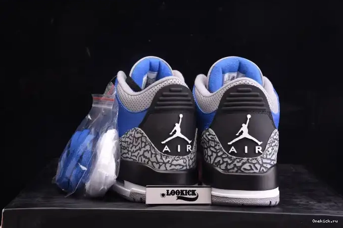 One Kick 'Varsity - Air 400 Retro Jordan 3 CT8532 Royal' 0518